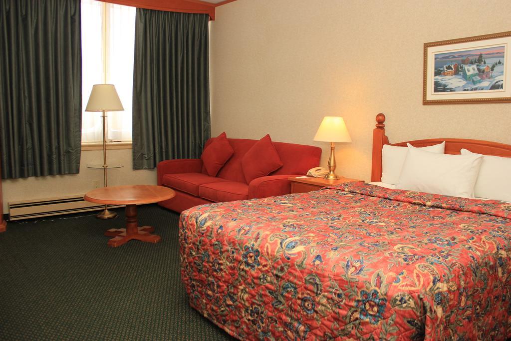 Park Inn Hotel Montreal Airport Dorval Exterior photo